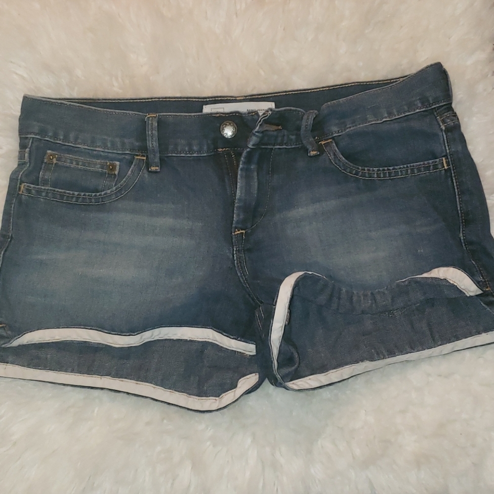 Low rise shorts